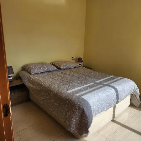 3-bedroom House - Robin Calafell